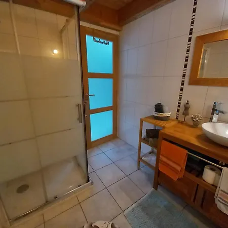 Batisse Ardechoise Avec Piscine *