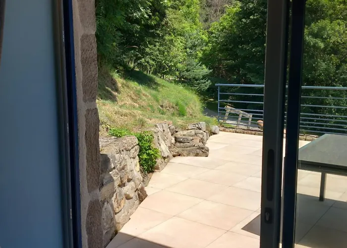 Batisse Ardechoise Avec Piscine